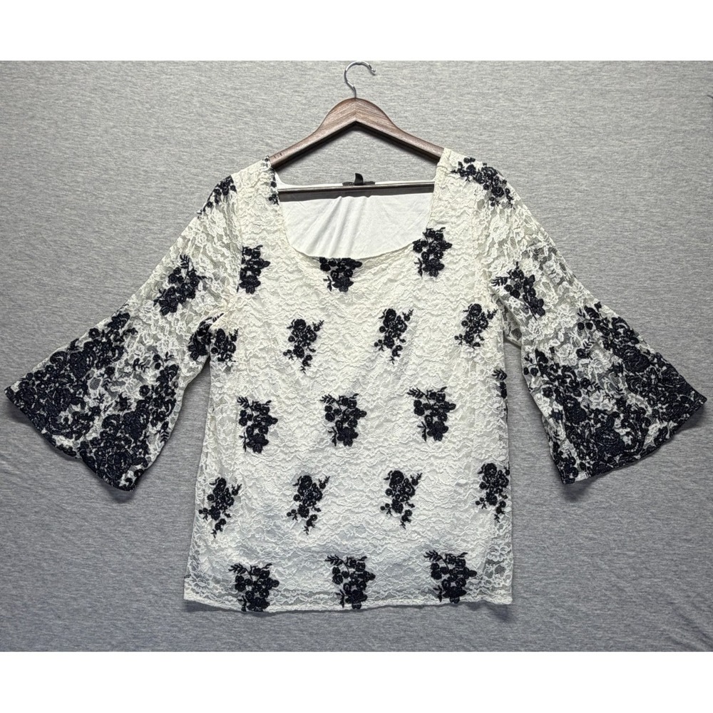 The Limited Blouse Top Womens L White‎ Black Embroidered Floral Print Lace Trim